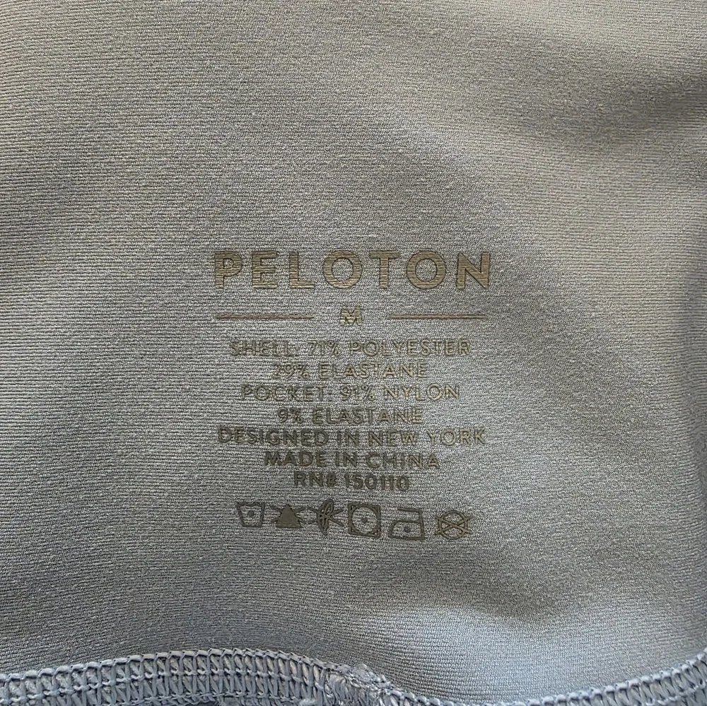 EUC Peloton Women's Light Blue High Rise Leggings Size Medium - Picture 3 of 3